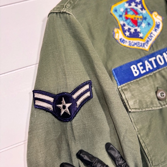 VTG U.S. Air Force Military Utility Shirt Size 15 1/2 X 35 410th Bomb Wing Patch - Picture 9 of 13